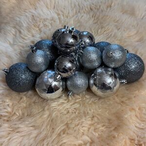 Silver Shatterproof Christmas Ornaments Lot Mixed Finishes Glitter Plaid Baubles